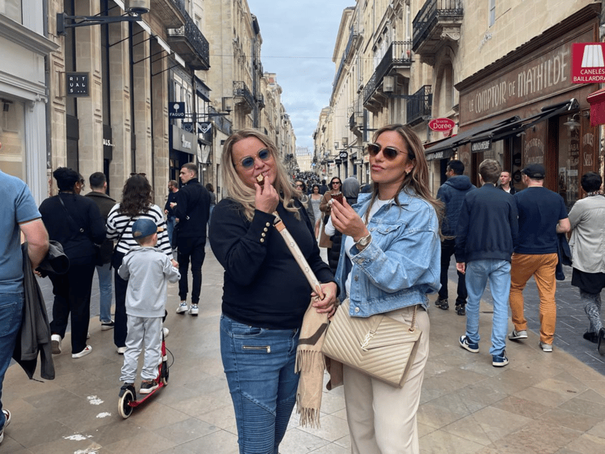The essential in Bordeaux, private tour with a local - Following Bordeaux’s main streets on foot