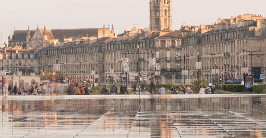 The essential in Bordeaux, private tour with a local - Saint-André Cathedral and the city’s religious past