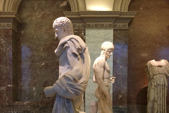 The Essential Louvre Masterpieces Tour - Limited to Six Guests - Italian Renaissance art on the way to Leonardo