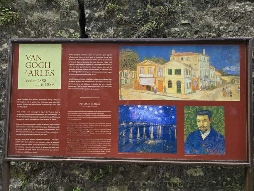 The historic district of Montmartre - Pace, shoes, and practical comfort