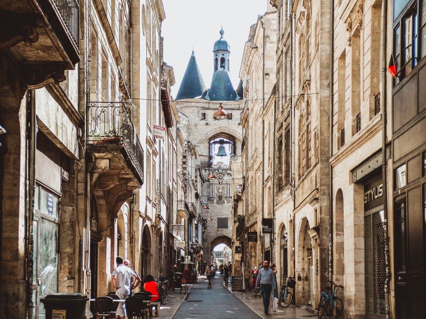The Ultimate Bordeaux Food Tour: Full Meal & Fine Wines - Saint-Pierre, where the food walk feels local