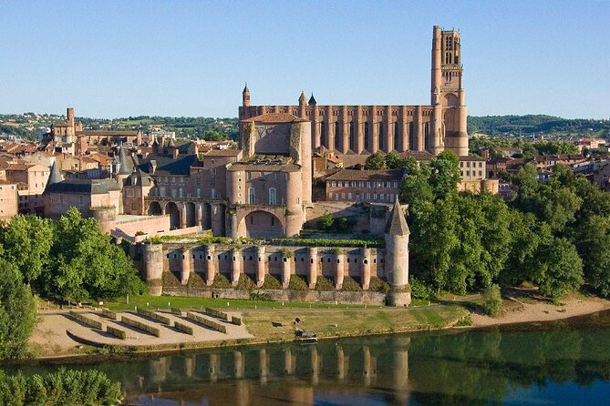 Toulouse: Albi and Cordes/Ciel Day Trip with Audio Guides - What the audio guide adds, and what it cannot do