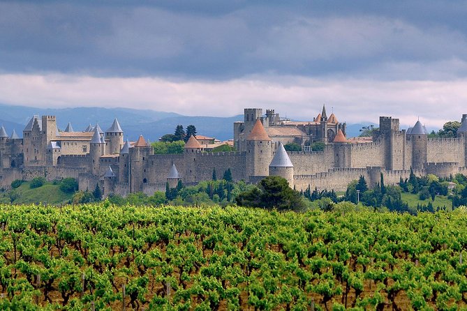 Toulouse : Carcassonne Day Trip by Coach with audio guides - Arriving at the Porte Narbonnaise