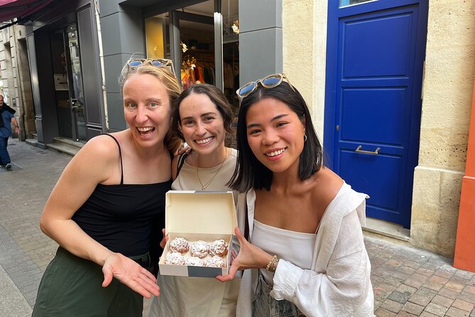 Traditional Gourmet Food & Wine Tour in Bordeaux - Porte Dijeaux and Bordeaux’s layered past