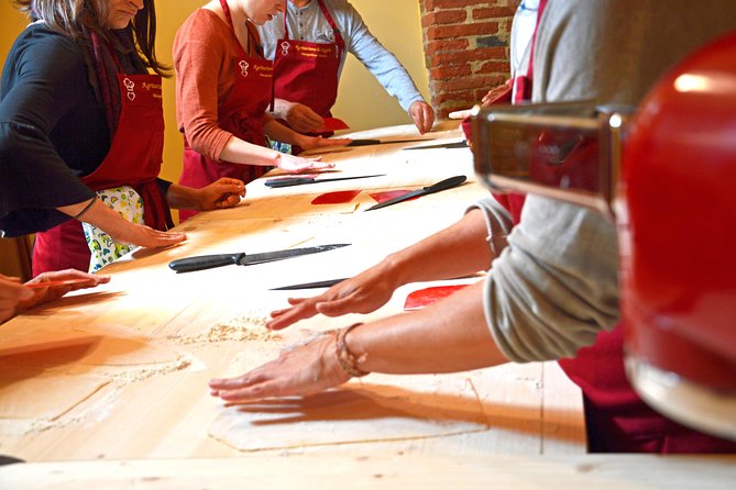 Tuscan Cooking Class - Traditional 5 course menù - Cooking at Farmhouse Le Caggiole near Montepulciano