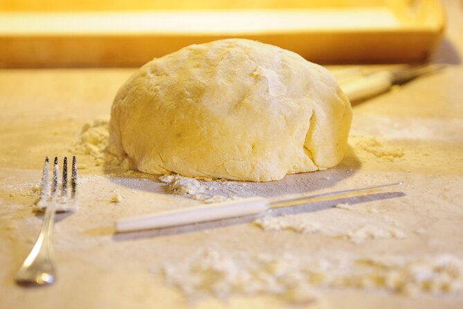 Tuscan Cooking Class -Traditional Pasta Menu - Wine pairing with a sommelier’s guidance