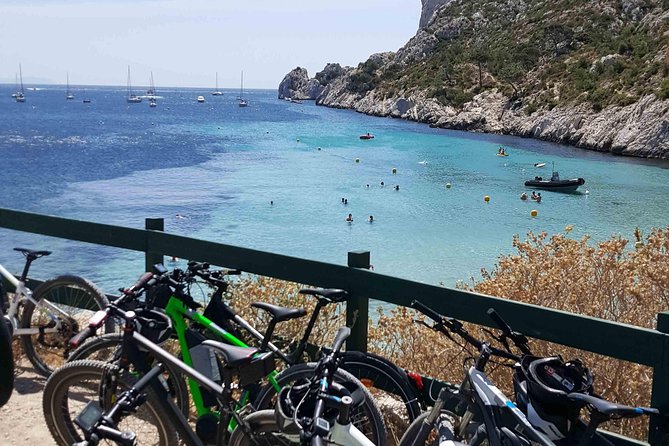 Ultimate Calanques Panoramic e-bike Ride – 3h (Small Group) - Through Marseille and toward the national park