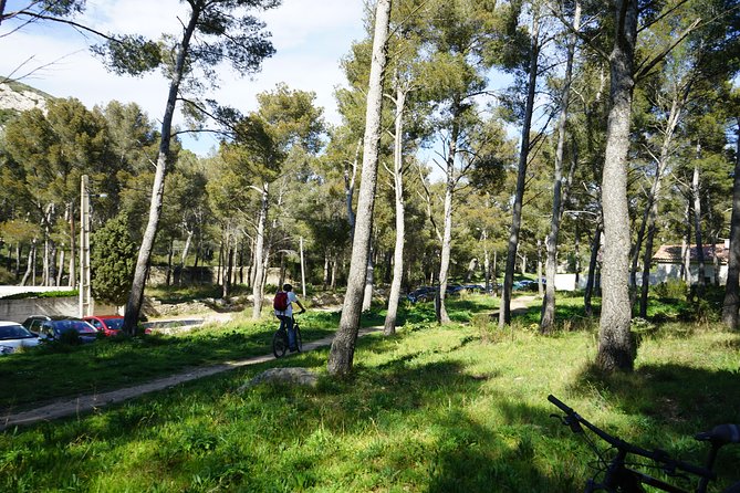Ultimate Calanques Panoramic e-bike Ride – 3h (Small Group) - Sormiou: the classic beach stop