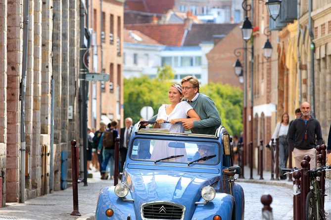 Unique Tour of Lille by Convertible 2CV - 1h00 - Lille Town Hall Belfry