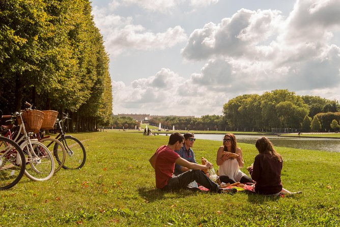 Versailles Bike Tour with Market, Gardens & Guided Palace Tour - From Paris to Versailles by train