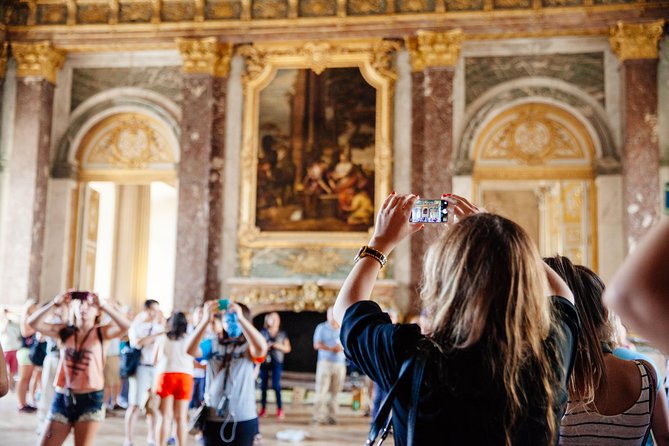 Versailles Château and Gardens Walking Tour from Paris by Train - Who should book this Versailles experience?