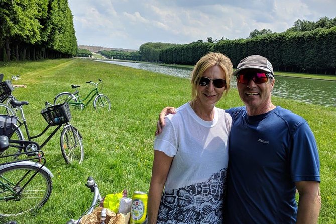 Versailles Domain Bike Tour with Palace Entry by Train from Paris - Picnic lunch beside the Grand Canal