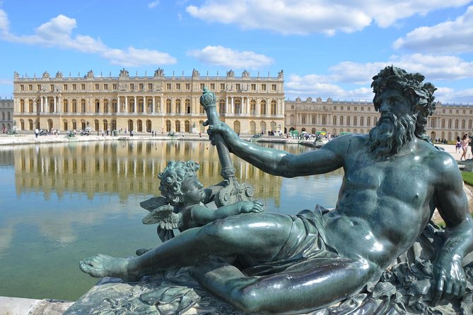 Versailles Domain Small-Group Guided Tour from Paris - The equestrian Louis XIV statue