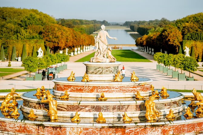 Versailles & Louvre Museum: All-Inclusive Semi Private Tour - Seeing the Louvre’s big three in 2.5 hours