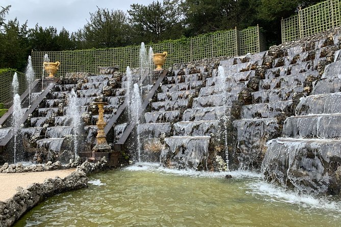 Versailles Palace and Giverny Private Guided Tour from Paris - The guides make or break the experience