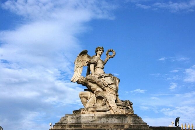 Versailles Palace Entrance Ticket and Breakfast at Ore Restaurant - Crowds, weather, and timing can change the day