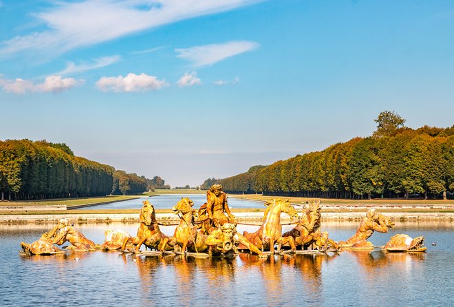 Versailles Palace Guided Day Tour and Trianon from Paris - What the $157.09 price really buys