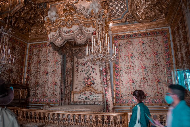 Versailles Palace Guided Tour with Reserved Entry - The gardens: the best part to explore alone