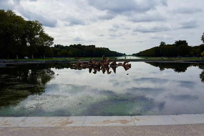 Versailles Royal Palace & Gardens Private Tour by Golf Cart - A private guide makes the history personal