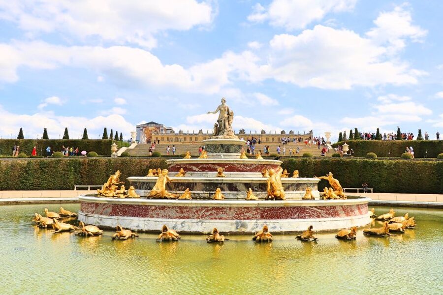 Versailles: Skip-the-Line Guided Palace Tour and Full Access - Free Time in the Gardens