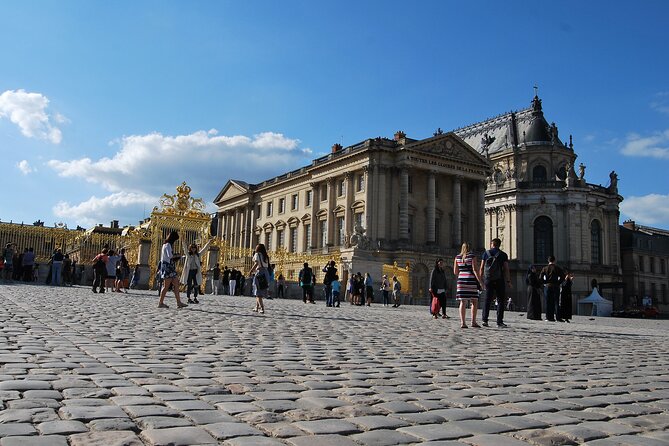 Versailles Small Group Guided Tour with Local Guide - Why the gardens change the value calculation