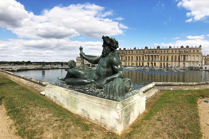 Versailles Small Group Guided Tour with Tranportation from Paris - What the $202.79 price covers