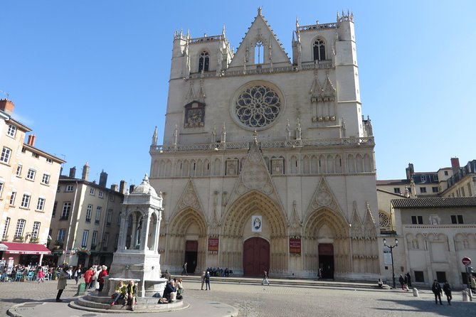 Vieux Lyon Cultural & Historical Walking Guided Tour (English) - Théâtre des Célestins and the city beneath the square