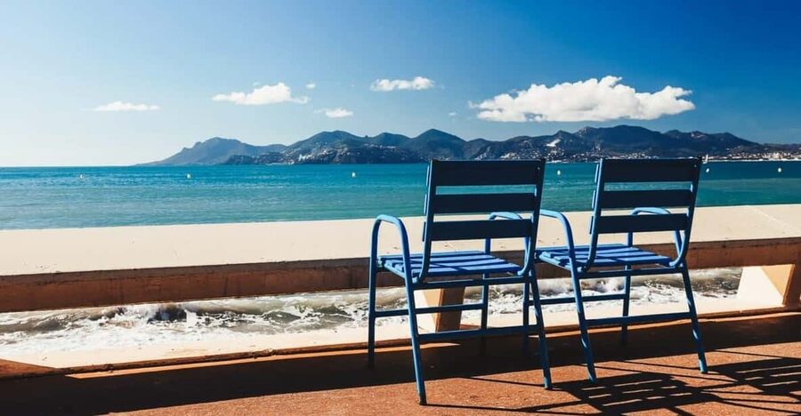 Visit Saint Paul de Vence, Antibes, and Cannes: 7-Hour Tour - Who should book this Riviera tour?