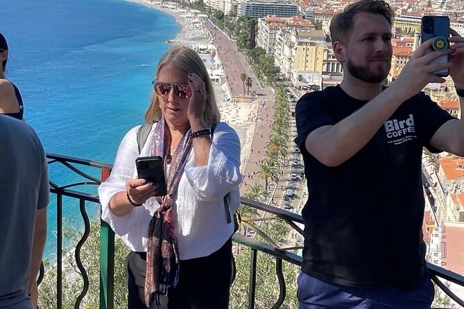 Walking tour of Nice, the old town & the Coline du Château - Starting at the Monument du Centenaire