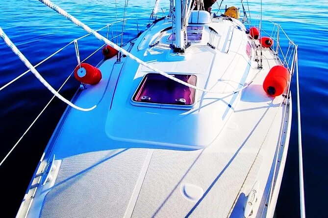 Yacht Me Up – Private All-Inclusive Cannes Sailing Fever - Leaving Cannes from the Pantiero